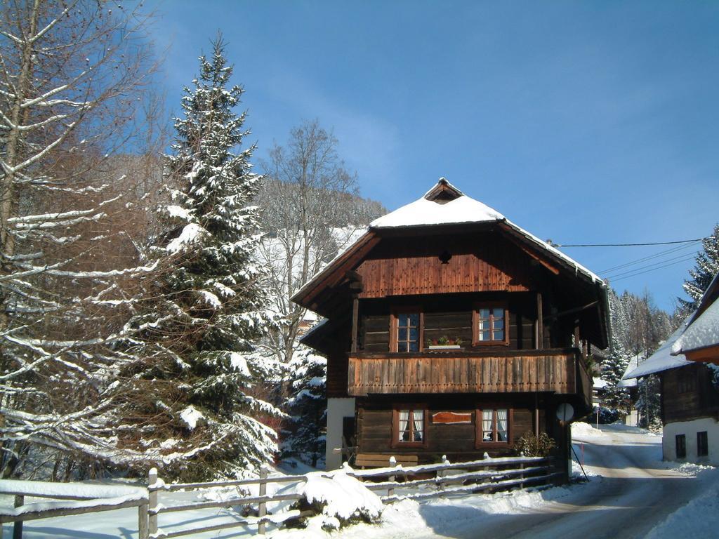 Haus Am Bach Villa Бад Клайнкирххайм Стая снимка